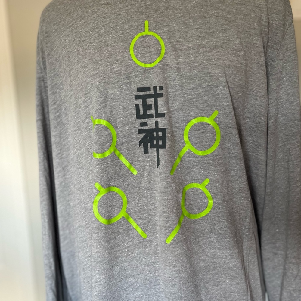 Grey long sleeve shirt